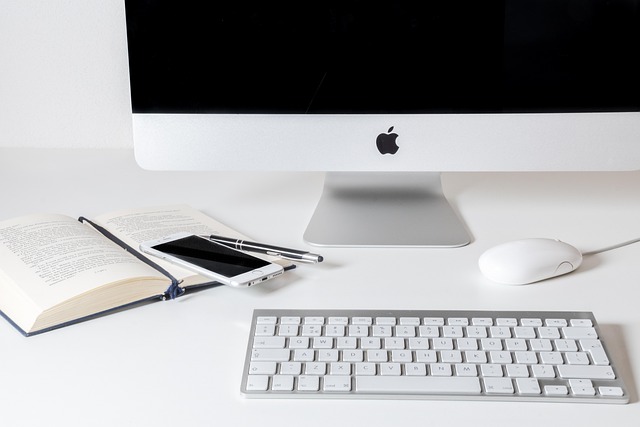 work, computer, apple, business, office, desk, technology, pen, phone, smartphone, workstation, blog, blogging, table, book, mouse, computer, apple, apple, apple, business, office, office, office, desk, blog, blog, blog, blog, blog, blogging, blogging, book
